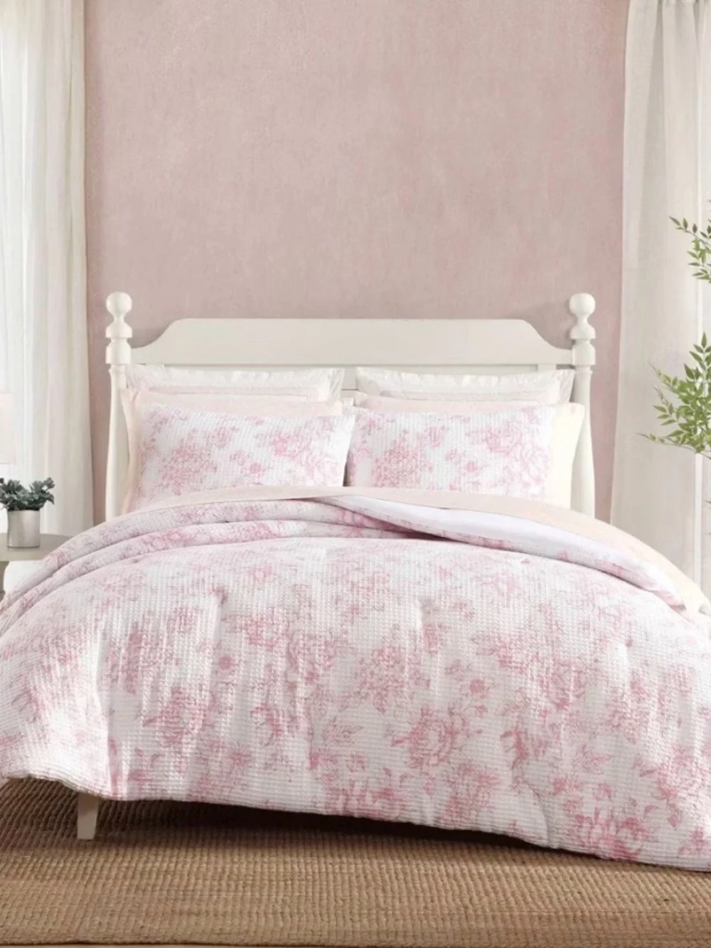 Laura Ashley Delphine Soft Feminine Pink Full/Queen Comforter Sham Set ~ NEW